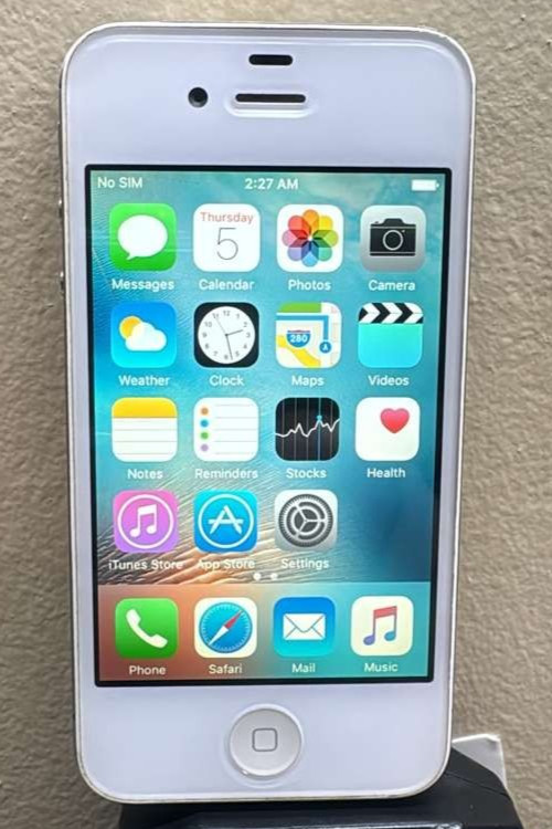 Apple iPhone 4s – 16 GB – White (Unlocked)