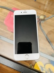Apple iPhone 6s – 16GB – Silver (Unlocked) A1688 (CDMA + GSM)