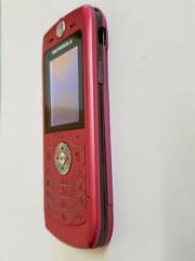 Classic Motorola L2 Hot Pink Basic 2G GSM Slim Flat Prepaid Cell Phone