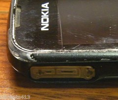 Nokia 2320 – Black (AT&T) 32MB GSM 1.8″ Screen Cellular Phone ONLY **READ**