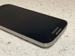 Samsung Galaxy S4 GT-i9500 16GB 4G 5.0″ 13MP Cam 2GB Ram All Parts Genuine✅