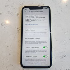Apple iPhone 11 – 128 GB – Yellow (Unlocked) Clean Esn
