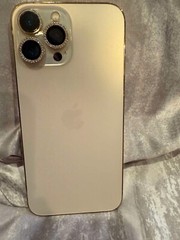iphone 13 pro max with tik tok and cap cut app