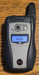 Motorola i series i580 – Black and Gray ( Nextel ) Rare iDEN PTT Flip Phone