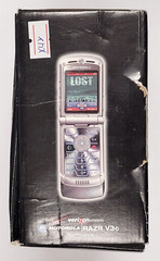 Motorola RAZR / Razor V3c – Gray ( Verizon ) Flip Cell Phone – Boxed with Games