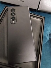 Samsung Z Fold4 SM-F936U 512GB Phantom Black (Crak INTERNAL SCREEN) Box Included