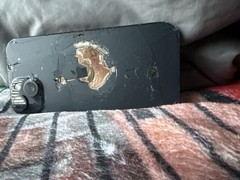 iPhone 15 128GB iOS 26.5