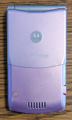 Motorola RAZR V3m – Pink and Silver ( Verizon ) Very Rare Flip Phone – Bundled