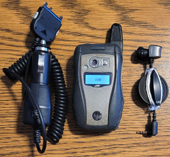 Motorola i series i580 – Black and Gray ( Nextel ) Rare iDEN PTT Flip Phone READ