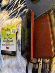 iphone 12 unlocked 64gb excellent With Extra Cases And Straight Talk Sim Kit!