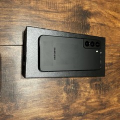 Samsung Galaxy S22 5G 256GB SM-S901U1 (Phantom Black PARTS ONLY – READ