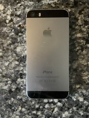 Apple iPhone SE 1st gen 32GB Gray Unlocked iOS 4.0in GSM A1533 Smartphone