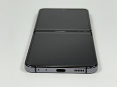 Samsung Galaxy Z Flip5 512GB SM-F731U1 Graphite (Unlocked) – Fair