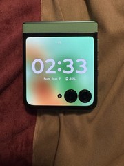 Motorola Razr 2025 256GB Spring Bud