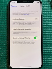 Apple iPhone XS – 64GB – Space Gray (Unlocked) A1920 (CDMA + GSM)