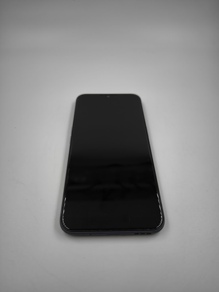 Doro 8080 Smartphone – Used, Cosmetic Wear