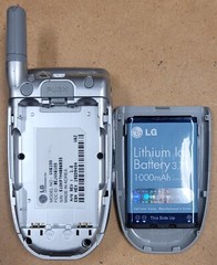 LG VX6100 – Silver and Blue ( Verizon ) Rare Cellular Flip Phone