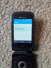 Verizon Cymbal LTE Z233V 4G LTE 2.8″ 2MP Silver Flip Phone
