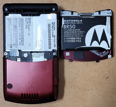 Motorola RAZR V3m – Maroon / Red ( CDMA ) Cellular Flip Phone -READ / Rare Color