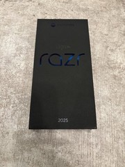 Motorola Razr 2025 5G 8GB 256GB Pantone Gibraltar Sea Dolby Atmos Hi-Res Audio