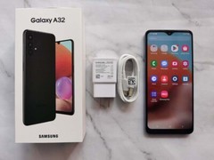 Samsung Galaxy A32 A325F Unlocked 128GB 4G Android 6.4″ 64MP Smartphone