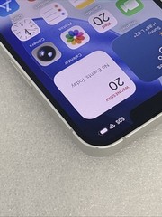 Apple iPhone 16e – 128 GB – White (AT&T) *Scratched*