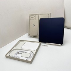 Google Pixel 10 Pro Fold – 256GB – Moonstone (Unlocked) – Good Condition