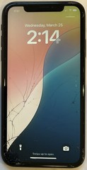 GSM UNLOCKED iPhone XR, 64GB A1984 MH3F3LL/A WITH CRACKED GLASS FOR REPAIR