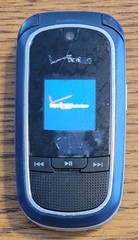 LG VX8360 – Blue and Silver ( Verizon ) Cellular Flip Phone