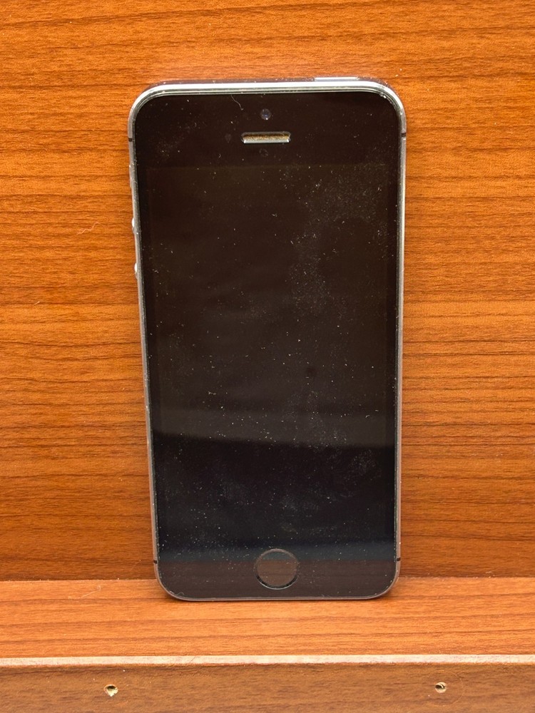 Apple IPHONE MODEL A 1533 Black