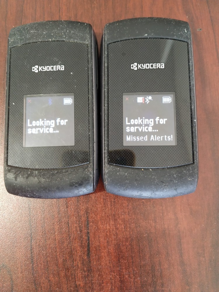 Lot of 2 Kyocera Kona S2151 Black ( Sprint ) Flip Phone