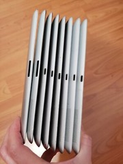 Lot of 8 Apple iPad A1458/ A1459/ A1395/A1396 16GB or 32GB or 64GB Tablet parts