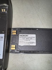 NOKIA 3285V Cell Phone – UNKNOWN CARRIER Powers Up + 2 Chargers