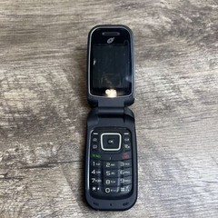 LG LG441G Black Bluetooth 2.2″ LCD 1.3MP GSM TracFone Numeric keypad Cell Phone