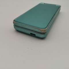 SHARP AQUOS KEITAI 2 601SH 602SH Green Android Flip Phone Unlocked From Japan