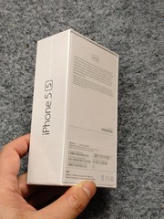 Apple iPhone 5s 16/32/64GB Gray/Silver/Gold Factory UNLOCKED any carrier 90%N ew