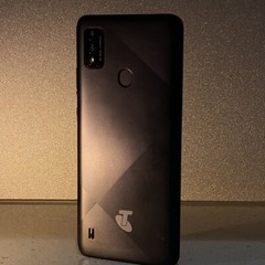 Telstra Essential Pro 3 4GX – 128GB – Black – for parts – #167 /DO