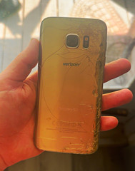 Samsung Galaxy S24 SM-G930V Verizon 128GB Gold 5.1in 12MP Android
