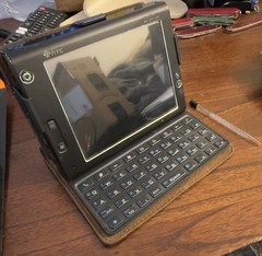 HTC Advantage X7500 Windows Mobile 5.0 Vintage Smartphone *RARE*
