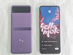 Motorola RAZR 40 5G 2023 Moto Razr 3rd Gen 8+128GB Unlocked Random Color Flip