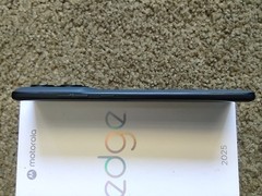 “FREE SHIPPING + NETWORK UNLOCKED” – 2025 Motorola Edge 8+256GB Android 5G Phone