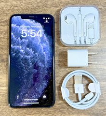 Apple iPhone 11 Pro – 64 GB – Space Gray (Unlocked) – Good Condition
