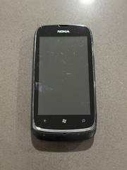 NOKIA Lumia 610 Windows Cell Phone (Network Locked – Telus)