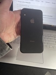 apple iphone xr 64gb unlocked batt health 85 or higher