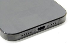 Apple iPhone 15 Pro A2848 256GB 6.1″ | Unlocked | Black Titanium | Health: 86%