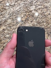 Apple iPhone 8 – Great Condition – (Unlocked, AT&T, T-Mobile, Verizon & More)