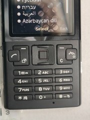 GOOD Sony Ericsson T700 – 25 MB – Shining Black (Unlocked) 3G keyboard phone