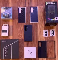 Samsung Galaxy Z Fold7 1TB Black SM-F966U1 (Unlocked) Great Condit + EXTRAS!