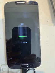 Samsung Galaxy S4 16GB Smartphone Black in Original Box Sprint