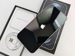 Boxed – iPhone 12 Pro Max 128GB/256GB/512GB (Unlocked) with FACE ID – Silver
